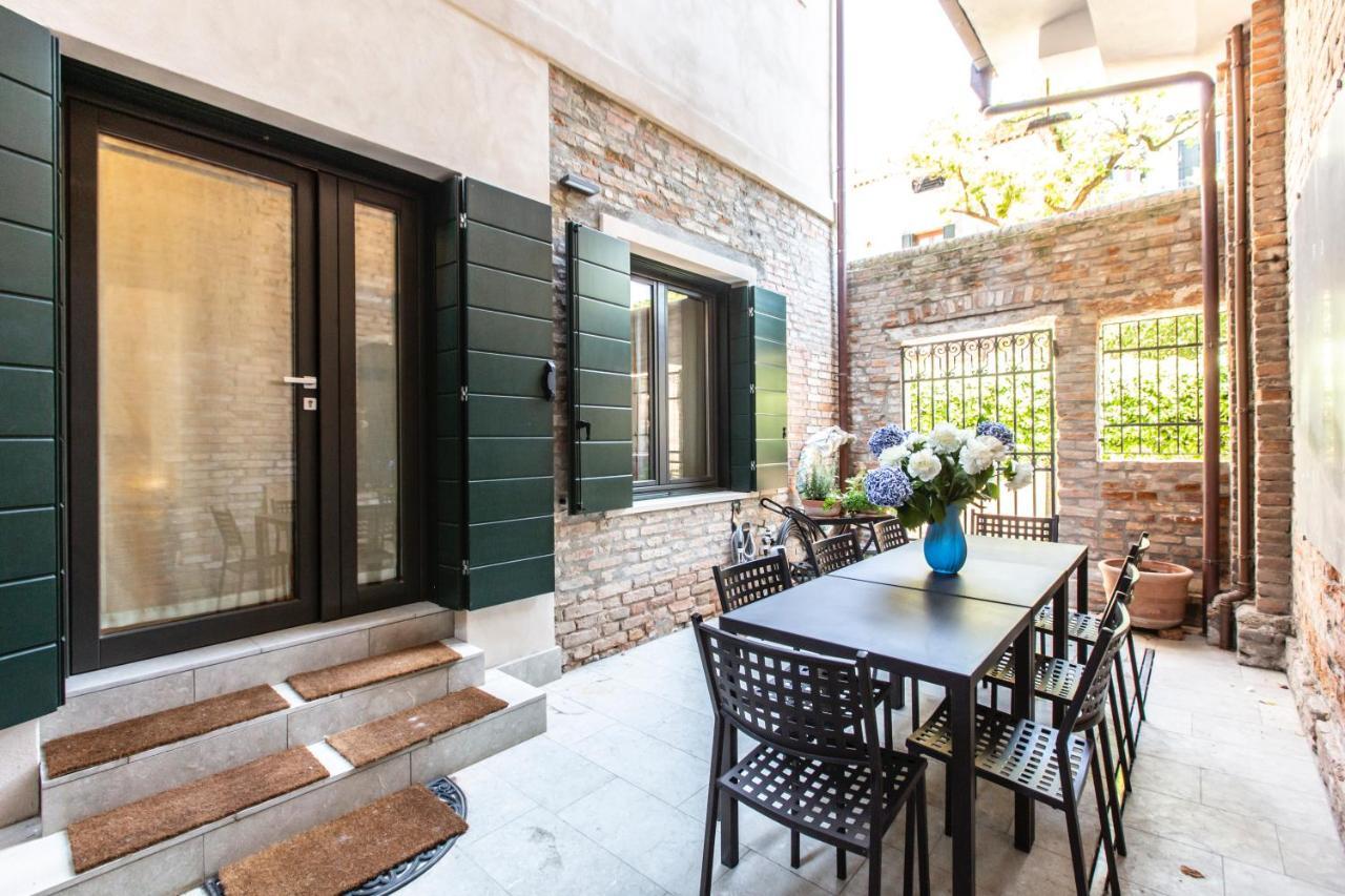 Sant'Alvise Design Palace R&R Veneza Exterior foto